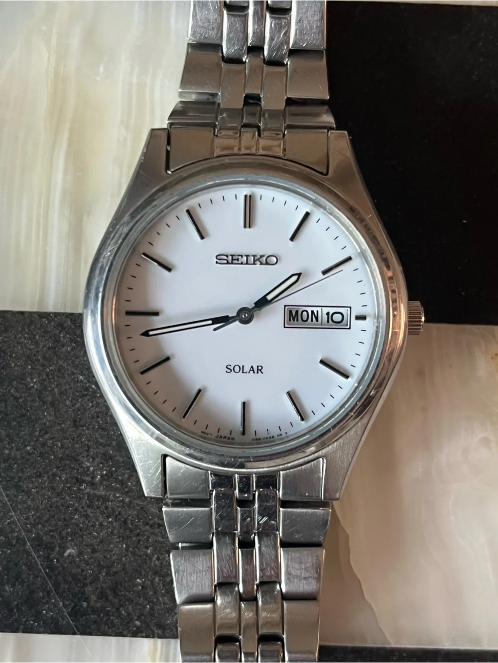 Seiko Mens Watch 37mm White Dial Solar V158-0AA0 Day Date Stainless Steel 6.5”